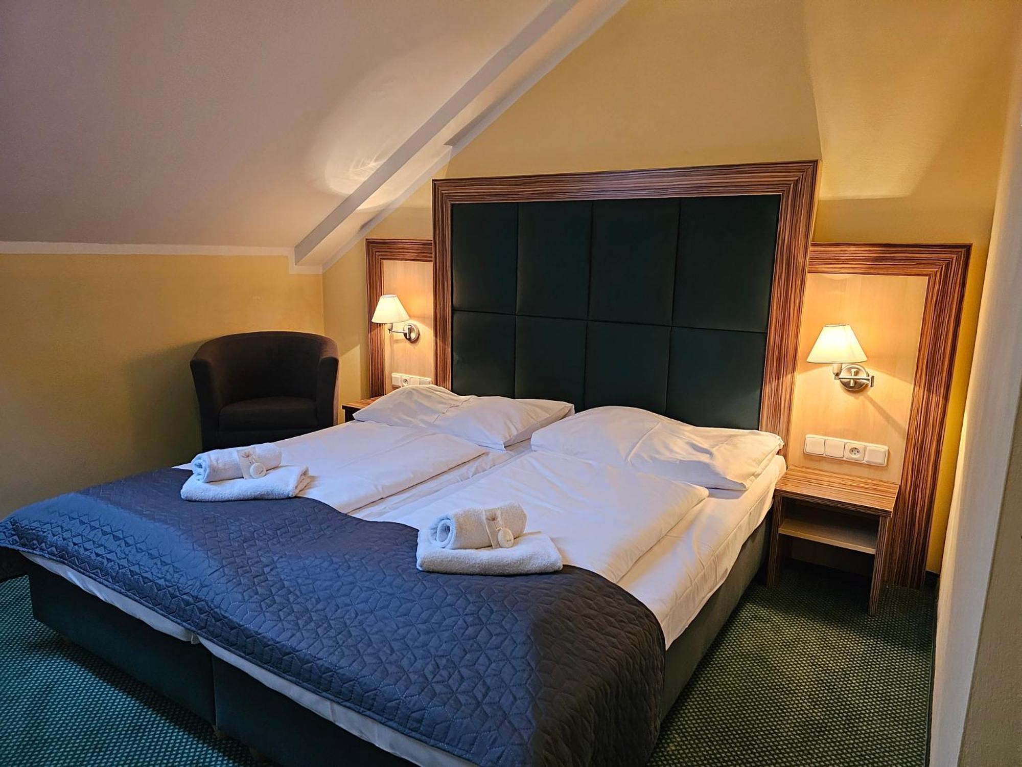 Hotel U Divadla Znojmo Εξωτερικό φωτογραφία