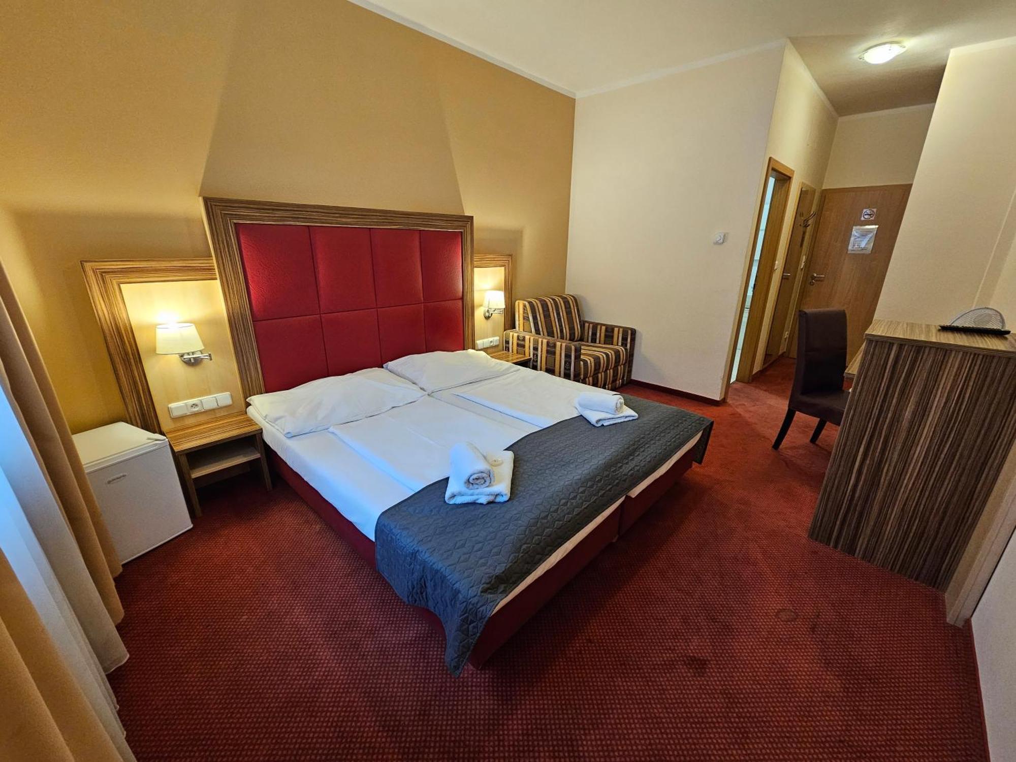 Hotel U Divadla Znojmo Εξωτερικό φωτογραφία