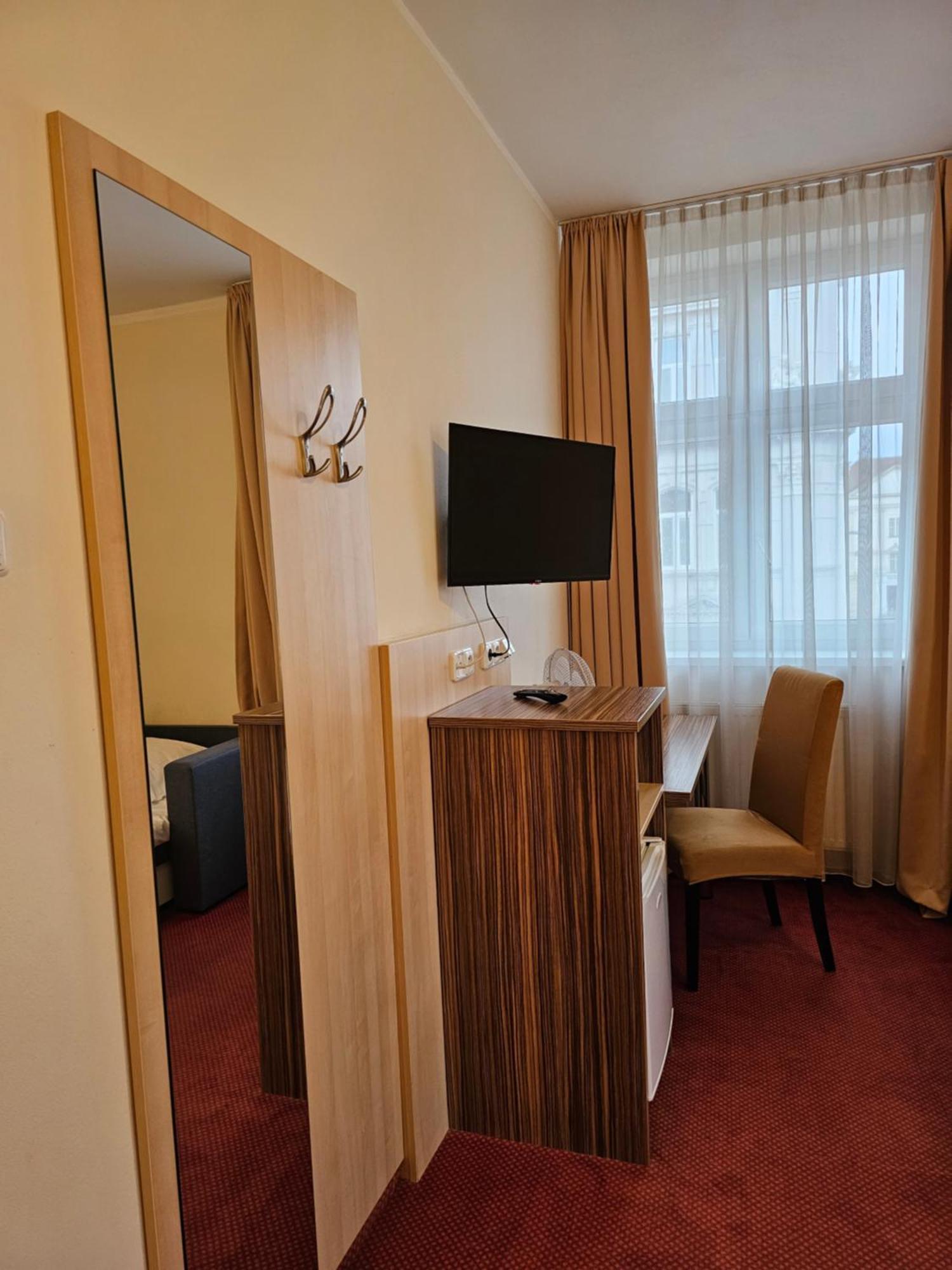 Hotel U Divadla Znojmo Εξωτερικό φωτογραφία