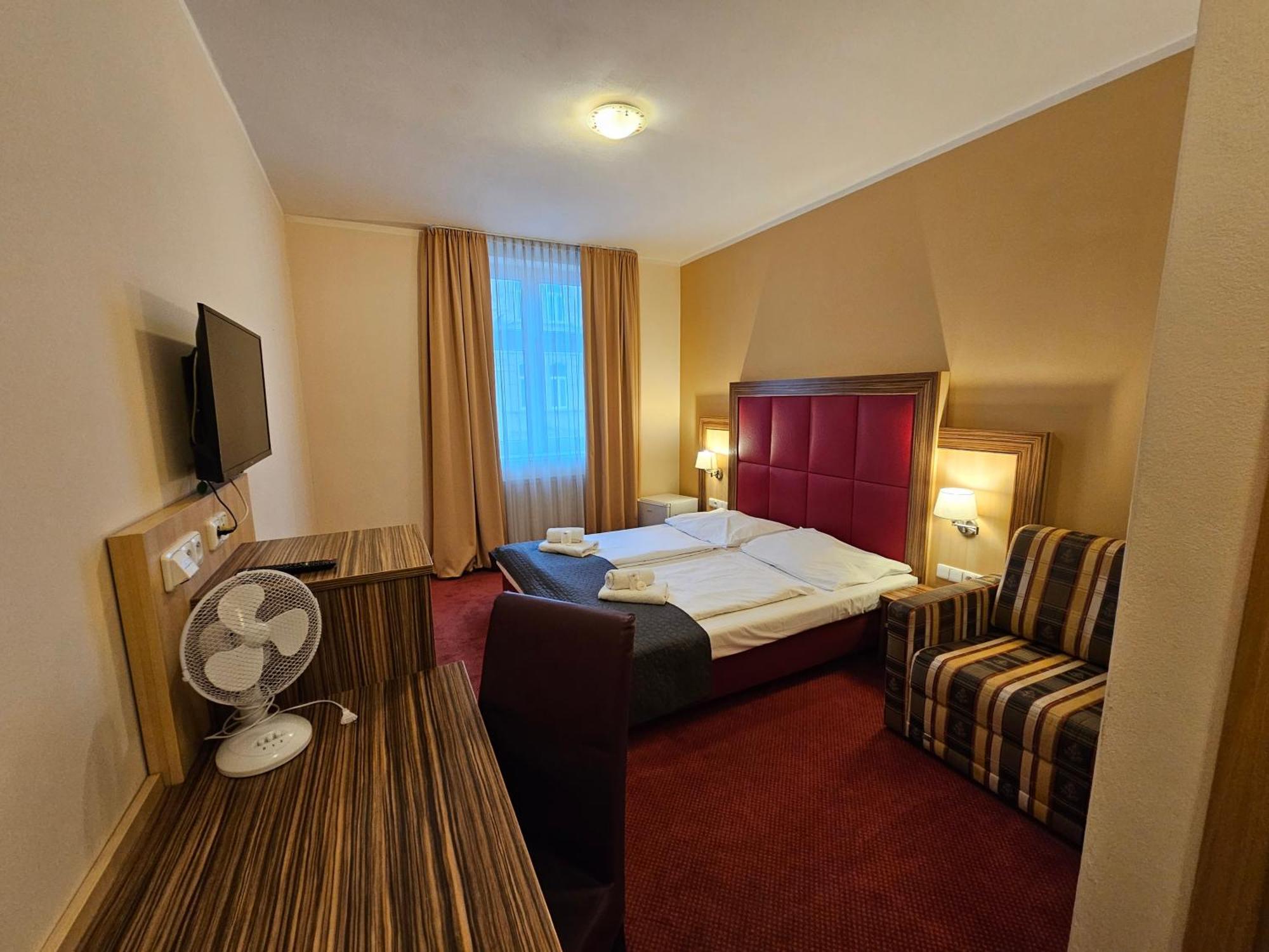 Hotel U Divadla Znojmo Εξωτερικό φωτογραφία