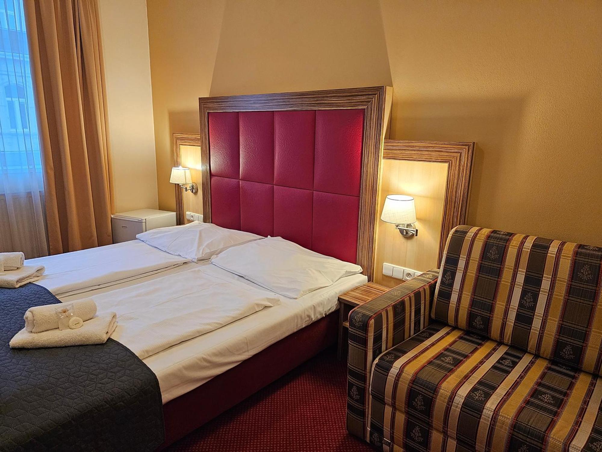 Hotel U Divadla Znojmo Εξωτερικό φωτογραφία