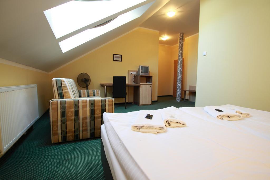 Hotel U Divadla Znojmo Εξωτερικό φωτογραφία