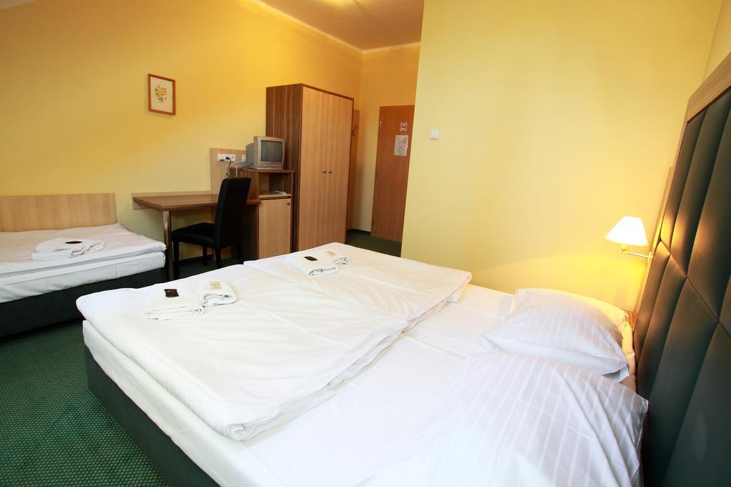Hotel U Divadla Znojmo Εξωτερικό φωτογραφία