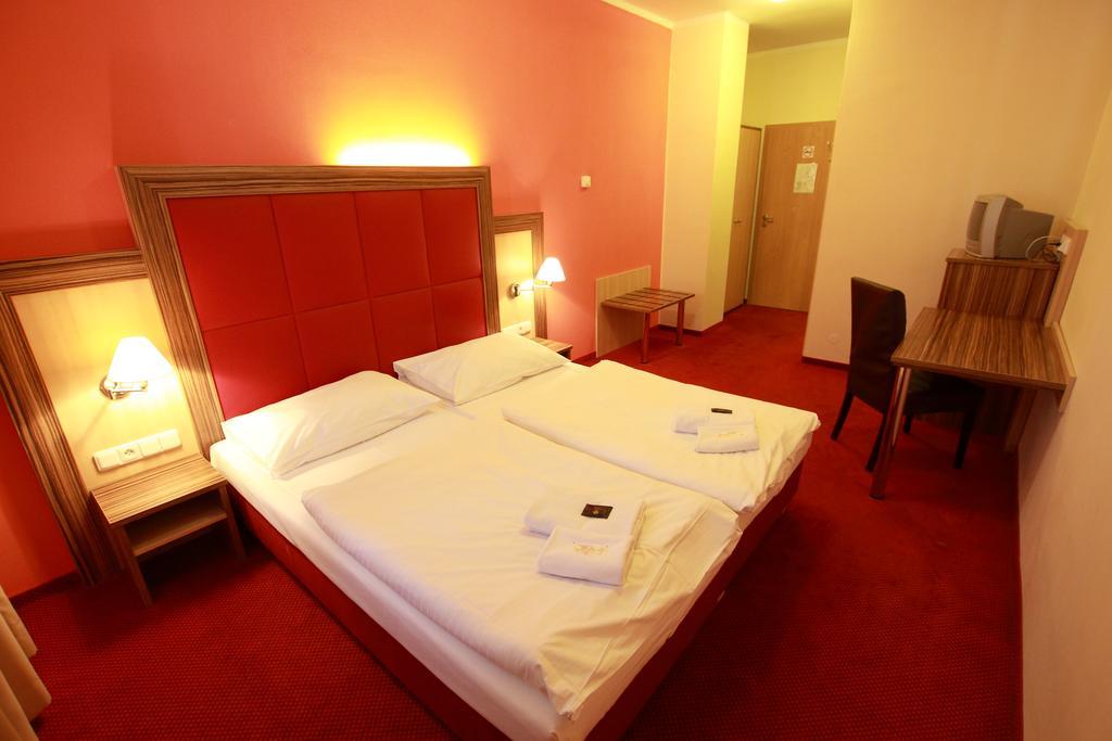 Hotel U Divadla Znojmo Εξωτερικό φωτογραφία